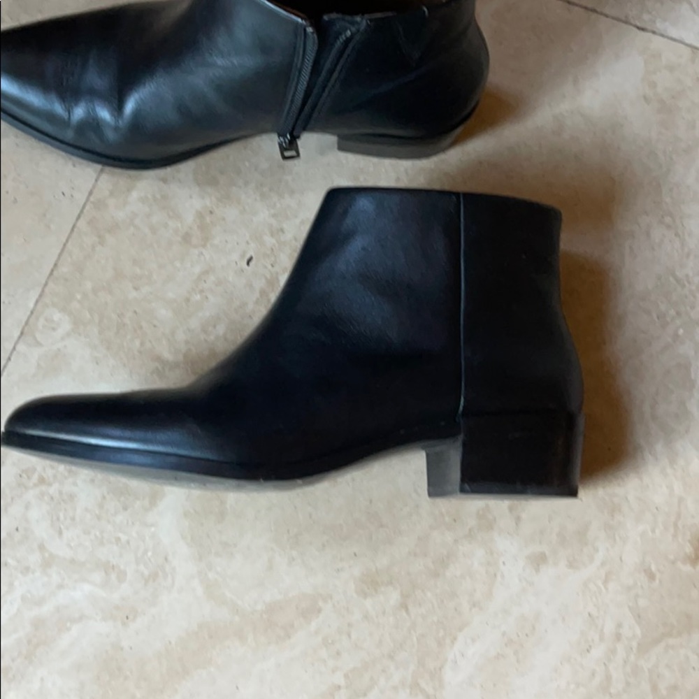 Boots 🥾 - Picture 2 of 6